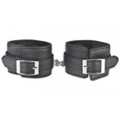 Черные фиксаторы для ног на цепи с мехом внутри - Lux Fetish - купить с доставкой в Ачинске