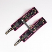 Черные кожаные оковы с розовой строчкой - Crazy Handmade - купить с доставкой в Ачинске