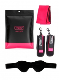 Черно-розовый эротический набор: маска, наручники и повязка - Erokay - купить с доставкой в Ачинске