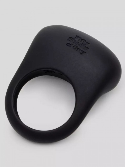 Черное эрекционное виброкольцо Sensation Rechargeable Vibrating Love Ring - Fifty Shades of Grey - в Ачинске купить с доставкой